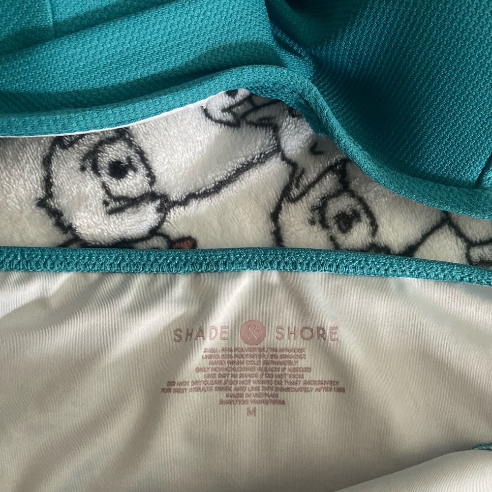 Bathing suit - Picture 2 of 3
